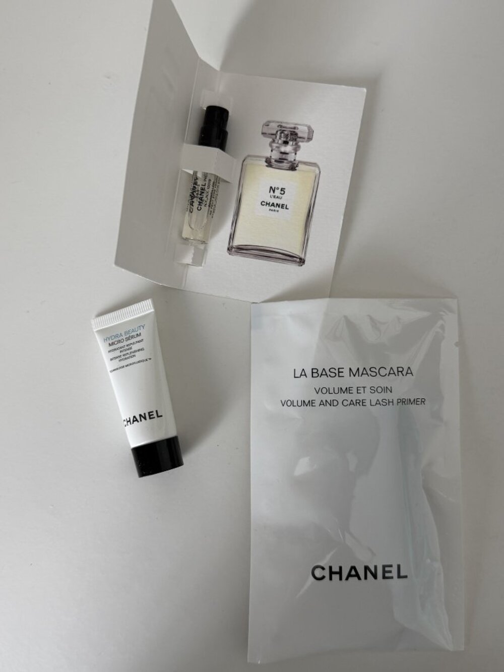 NWT Chanel Deluxe Sample Bundle N5 L'Eau, Micro Serum + La Base Mascara